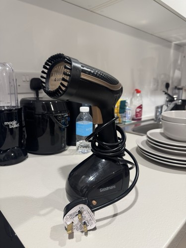 Clothes steamer - clothes,